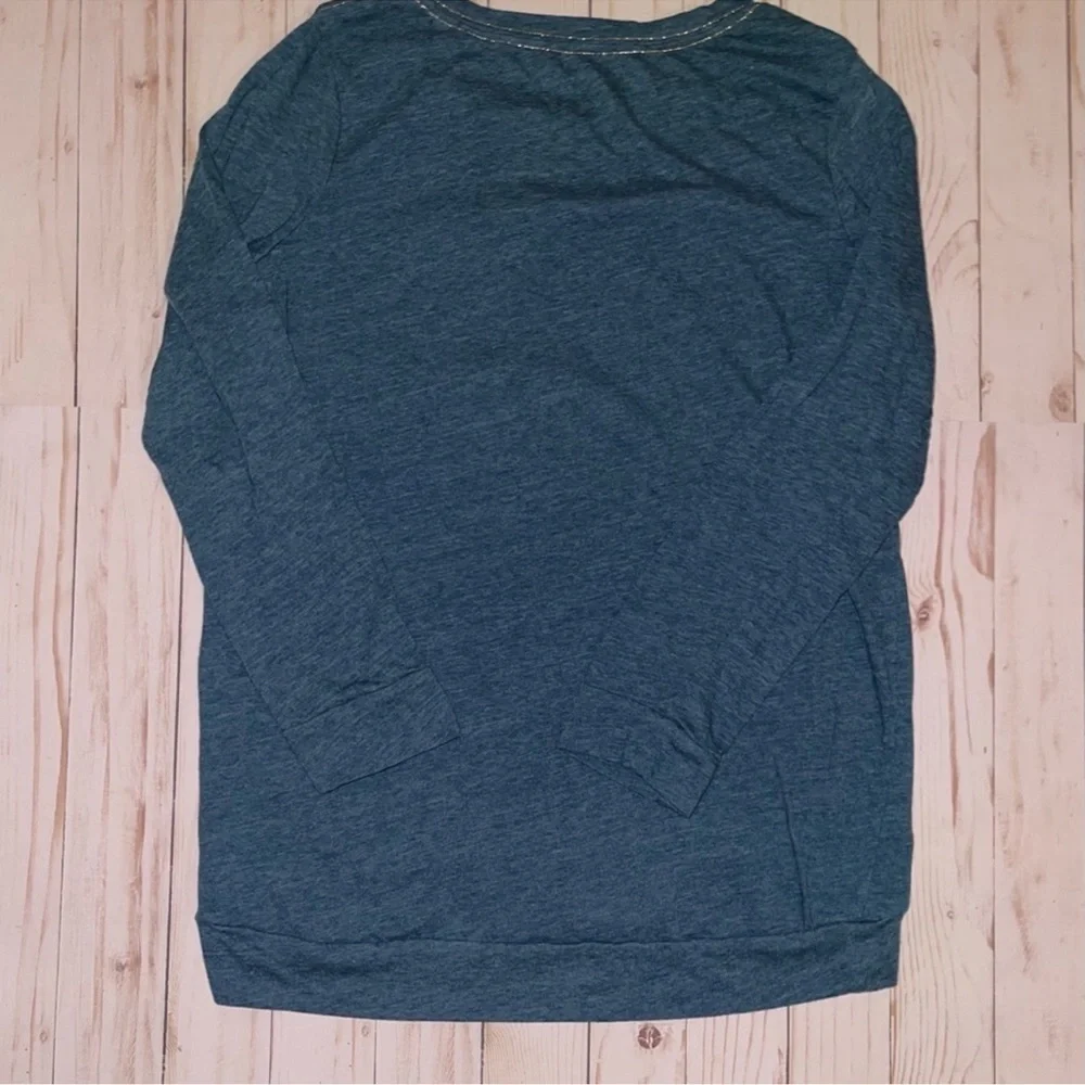 Old Navy top